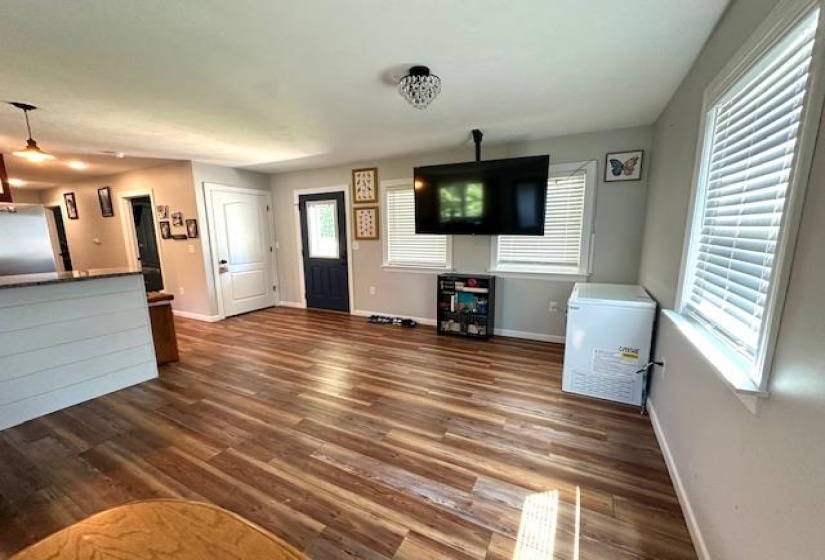 2082 AIRPORT RIDGE RD, Linden, Tennessee 37096, 3 Bedrooms Bedrooms, 7 Rooms Rooms,2 BathroomsBathrooms,Residential,For Sale,AIRPORT RIDGE,10225085