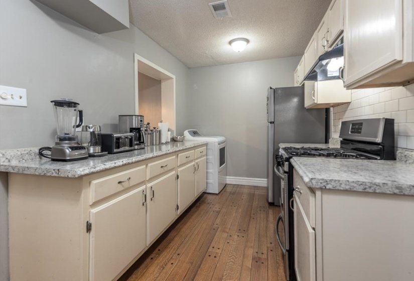 4834 GIVEN AVE, Memphis, Tennessee 38122, 3 Bedrooms Bedrooms, 6 Rooms Rooms,1 BathroomBathrooms,Residential,For Sale,GIVEN,10225105