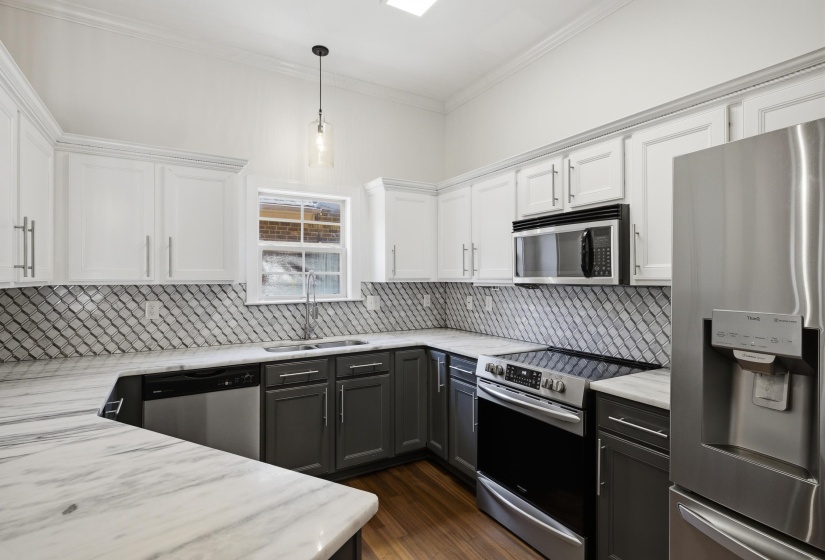 89 CAROLINA AVE, Memphis, Tennessee 38103, 2 Bedroom Bedrooms, 5 Room Rooms,2.1 BathroomBathrooms,Rental Properties,For Sale,CAROLINA,0,10225126