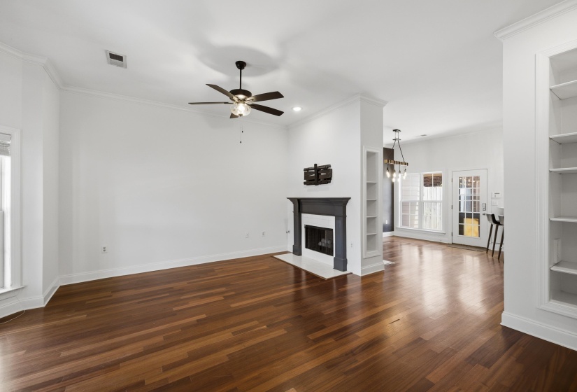 89 CAROLINA AVE, Memphis, Tennessee 38103, 2 Bedroom Bedrooms, 5 Room Rooms,2.1 BathroomBathrooms,Rental Properties,For Sale,CAROLINA,0,10225126