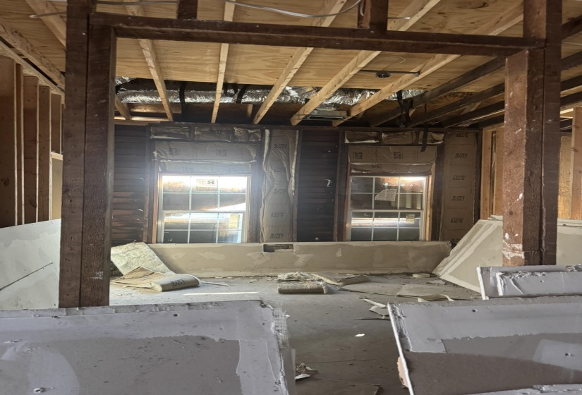 1353 MCMILLAN ST, Memphis, Tennessee 38106, 2 Bedrooms Bedrooms, 5 Rooms Rooms,1 BathroomBathrooms,Residential,For Sale,MCMILLAN,10216052