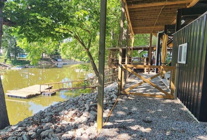 407 PEVAHOUSE CAMP CIR, Decaturville, Tennessee 38329, 1 Bedroom Bedrooms, 4 Rooms Rooms,1 BathroomBathrooms,Residential,For Sale,PEVAHOUSE CAMP,10217845