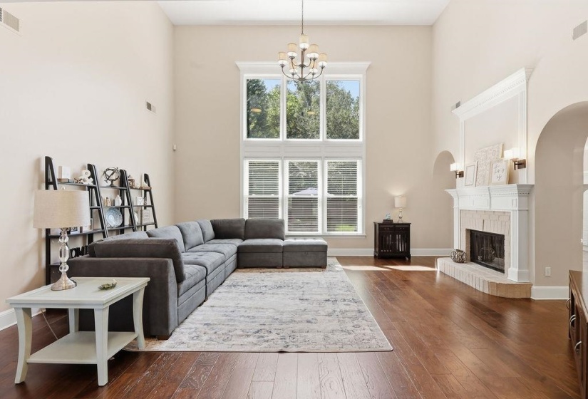 897 SURREY OAKS CV, Collierville, Tennessee 38017, 4 Bedrooms Bedrooms, 9 Rooms Rooms,3.1 BathroomsBathrooms,Residential,For Sale,SURREY OAKS,10225109
