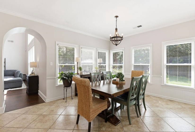 897 SURREY OAKS CV, Collierville, Tennessee 38017, 4 Bedrooms Bedrooms, 9 Rooms Rooms,3.1 BathroomsBathrooms,Residential,For Sale,SURREY OAKS,10225109
