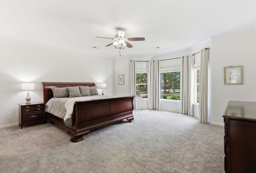 897 SURREY OAKS CV, Collierville, Tennessee 38017, 4 Bedrooms Bedrooms, 9 Rooms Rooms,3.1 BathroomsBathrooms,Residential,For Sale,SURREY OAKS,10225109
