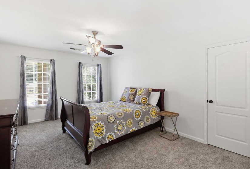 897 SURREY OAKS CV, Collierville, Tennessee 38017, 4 Bedrooms Bedrooms, 9 Rooms Rooms,3.1 BathroomsBathrooms,Residential,For Sale,SURREY OAKS,10225109