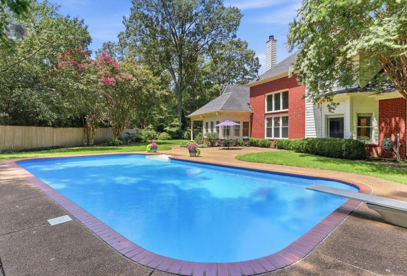 897 SURREY OAKS CV, Collierville, Tennessee 38017, 4 Bedrooms Bedrooms, 9 Rooms Rooms,3.1 BathroomsBathrooms,Residential,For Sale,SURREY OAKS,10225109