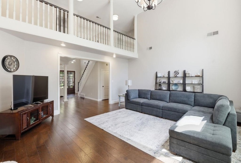 897 SURREY OAKS CV, Collierville, Tennessee 38017, 4 Bedrooms Bedrooms, 9 Rooms Rooms,3.1 BathroomsBathrooms,Residential,For Sale,SURREY OAKS,10225109