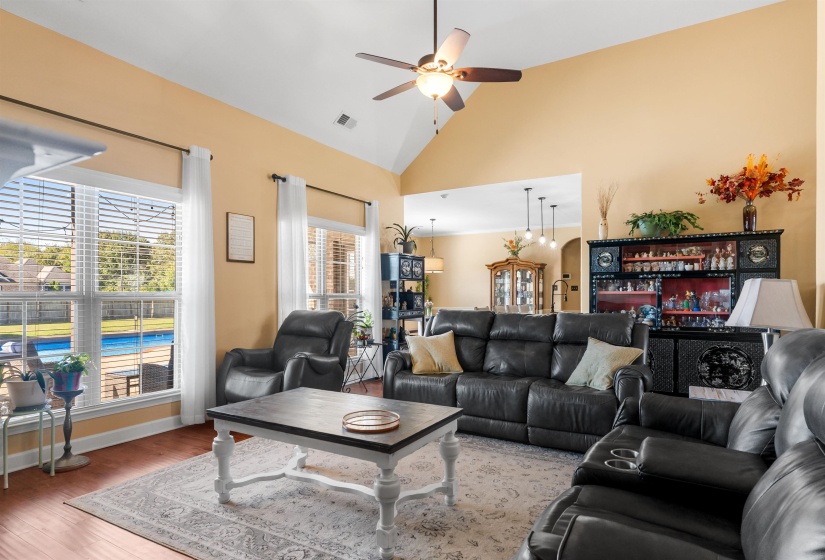 12675 CAMBRACREST LN, Arlington, Tennessee 38002, 5 Bedrooms Bedrooms, 9 Rooms Rooms,3 BathroomsBathrooms,Residential,For Sale,CAMBRACREST,10225114