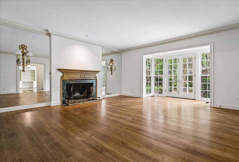 2923 MIDLAND AVE, Memphis, Tennessee 38111, 3 Bedrooms Bedrooms, 9 Rooms Rooms,2.1 BathroomsBathrooms,Residential,For Sale,MIDLAND,10225115