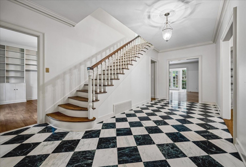2923 MIDLAND AVE, Memphis, Tennessee 38111, 3 Bedrooms Bedrooms, 9 Rooms Rooms,2.1 BathroomsBathrooms,Residential,For Sale,MIDLAND,10225115