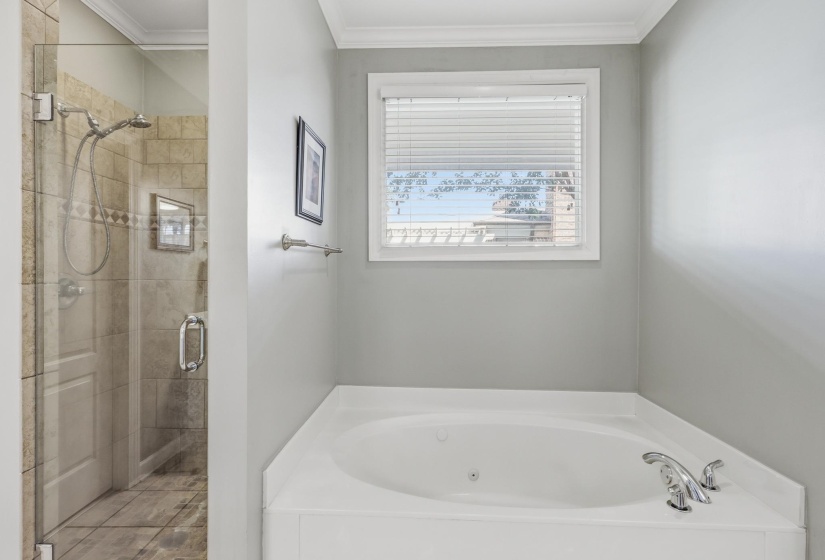 1481 KIMBROUGH RD, Germantown, Tennessee 38138, 3 Bedrooms Bedrooms, 8 Rooms Rooms,2.1 BathroomsBathrooms,Residential,For Sale,KIMBROUGH,10225121