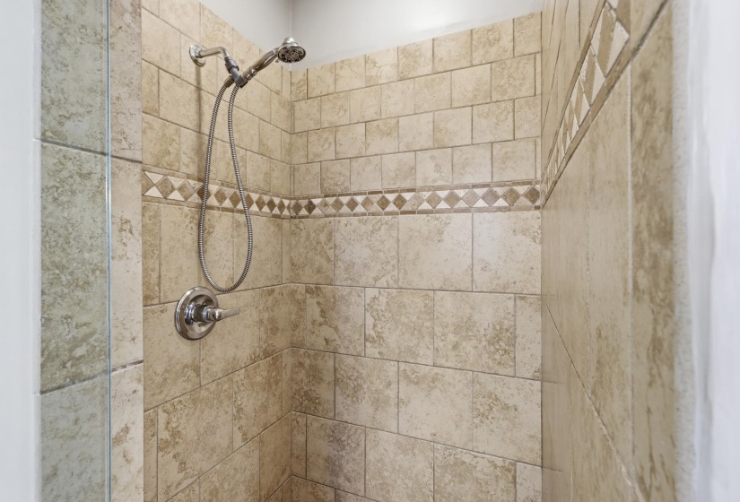 1481 KIMBROUGH RD, Germantown, Tennessee 38138, 3 Bedrooms Bedrooms, 8 Rooms Rooms,2.1 BathroomsBathrooms,Residential,For Sale,KIMBROUGH,10225121