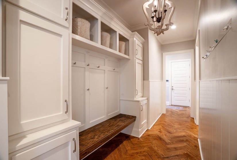 3197 CHAPEL WOODS CV, Germantown, Tennessee 38139, 5 Bedrooms Bedrooms, 11 Rooms Rooms,5.1 BathroomsBathrooms,Residential,For Sale,CHAPEL WOODS,10225124