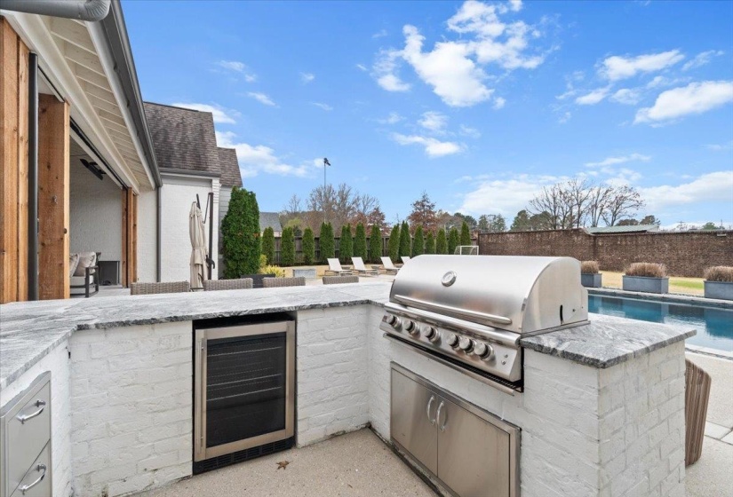 3197 CHAPEL WOODS CV, Germantown, Tennessee 38139, 5 Bedrooms Bedrooms, 11 Rooms Rooms,5.1 BathroomsBathrooms,Residential,For Sale,CHAPEL WOODS,10225124