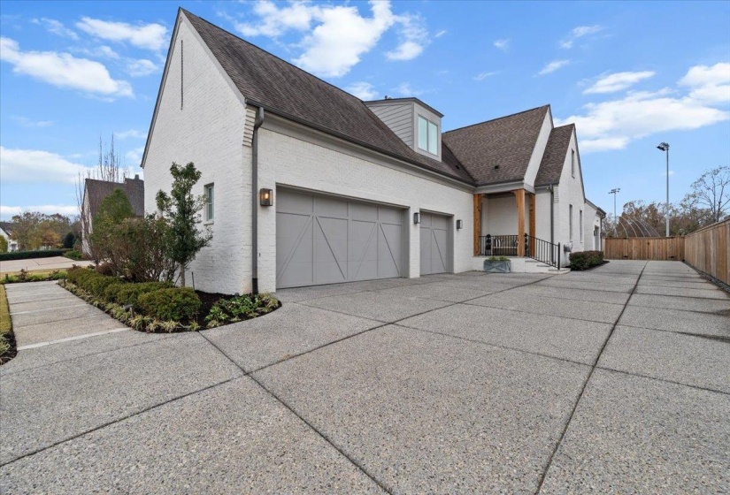 3197 CHAPEL WOODS CV, Germantown, Tennessee 38139, 5 Bedrooms Bedrooms, 11 Rooms Rooms,5.1 BathroomsBathrooms,Residential,For Sale,CHAPEL WOODS,10225124