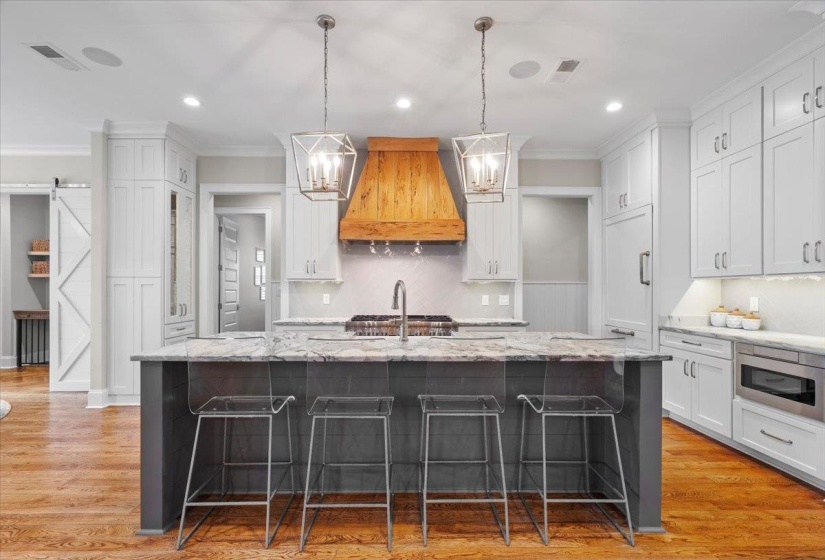 3197 CHAPEL WOODS CV, Germantown, Tennessee 38139, 5 Bedrooms Bedrooms, 11 Rooms Rooms,5.1 BathroomsBathrooms,Residential,For Sale,CHAPEL WOODS,10225124