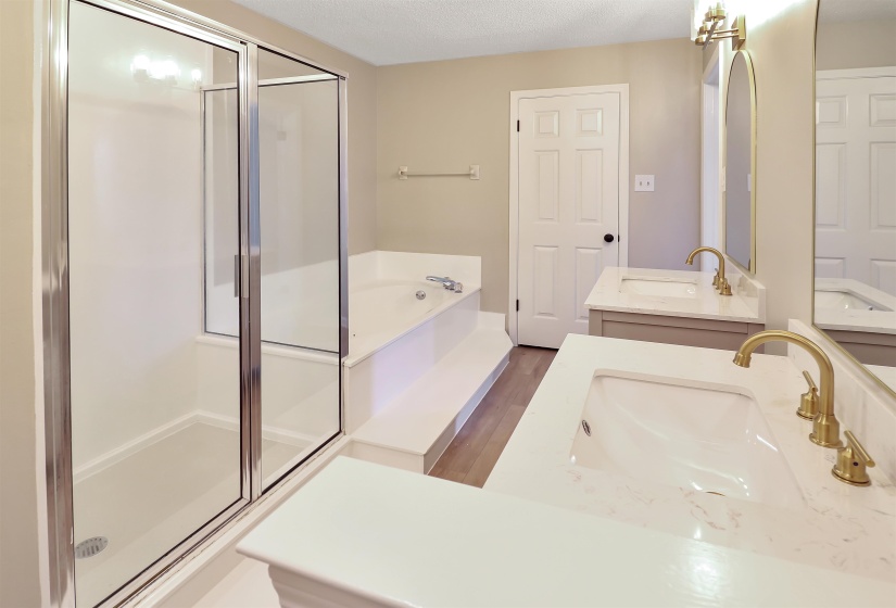 282 BENDIGO DR, Memphis, Tennessee 38018, 3 Bedrooms Bedrooms, 6 Rooms Rooms,2 BathroomsBathrooms,Residential,For Sale,BENDIGO,10225130
