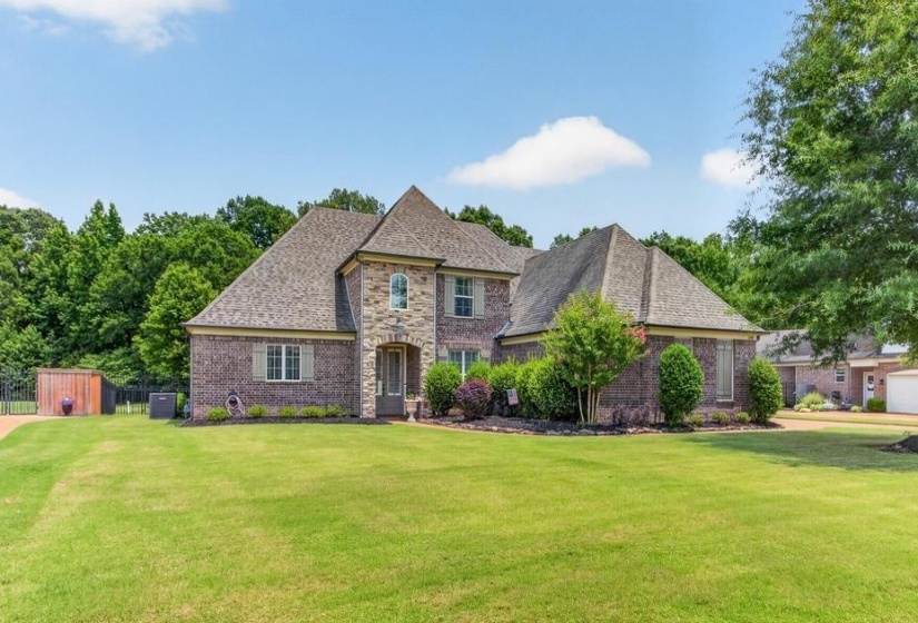 6000 BRANDON BROOK DR, Arlington, Tennessee 38002, 5 Bedrooms Bedrooms, 10 Rooms Rooms,3.1 BathroomsBathrooms,Residential,For Sale,BRANDON BROOK,10225131