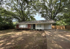 4006 NEWTON DR, Memphis, Tennessee 38109, 3 Bedroom Bedrooms, 6 Room Rooms,1 BathroomBathrooms,Residential,For Sale,NEWTON,0,10225135 4006 NEWTON DR, Memphis, Tennessee 38109, 3 Bedroom Bedrooms, 6 Room Rooms,1 BathroomBathrooms,Residential,For Sale,NEWTON,0,10225135