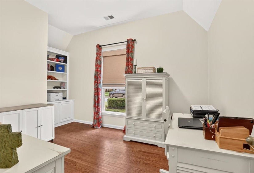 9668 LEEWARD SLOPES DR, Lakeland, Tennessee 38002-8192, 4 Bedroom Bedrooms, 9 Room Rooms,3.1 BathroomBathrooms,Residential,For Sale,LEEWARD SLOPES,0,10225145