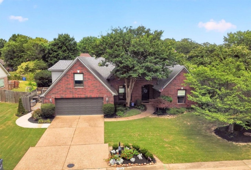 9668 LEEWARD SLOPES DR, Lakeland, Tennessee 38002-8192, 4 Bedroom Bedrooms, 9 Room Rooms,3.1 BathroomBathrooms,Residential,For Sale,LEEWARD SLOPES,0,10225145