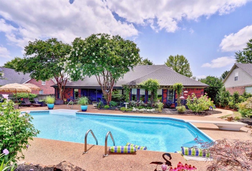 9668 LEEWARD SLOPES DR, Lakeland, Tennessee 38002-8192, 4 Bedroom Bedrooms, 9 Room Rooms,3.1 BathroomBathrooms,Residential,For Sale,LEEWARD SLOPES,0,10225145