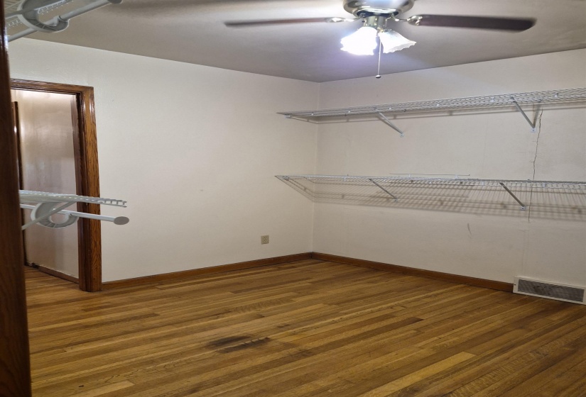4260 BROADWAY RD, Bartlett, Tennessee 38002, 3 Bedroom Bedrooms, 8 Room Rooms,2 BathroomBathrooms,Residential,For Sale,BROADWAY,0,10225150