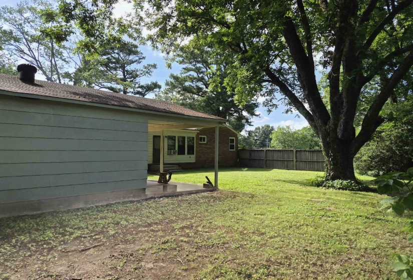 4260 BROADWAY RD, Bartlett, Tennessee 38002, 3 Bedroom Bedrooms, 8 Room Rooms,2 BathroomBathrooms,Residential,For Sale,BROADWAY,0,10225150
