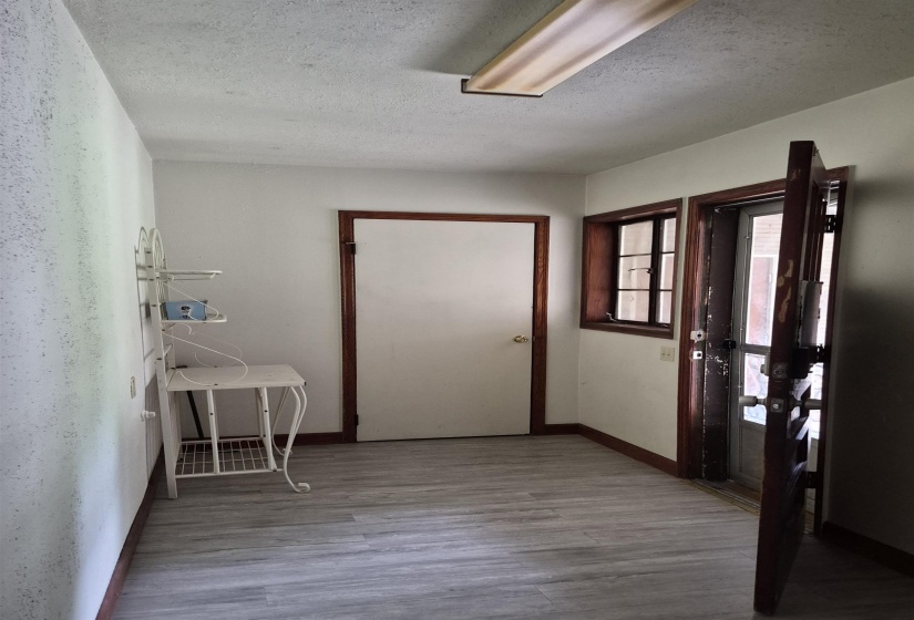 4260 BROADWAY RD, Bartlett, Tennessee 38002, 3 Bedroom Bedrooms, 8 Room Rooms,2 BathroomBathrooms,Residential,For Sale,BROADWAY,0,10225150
