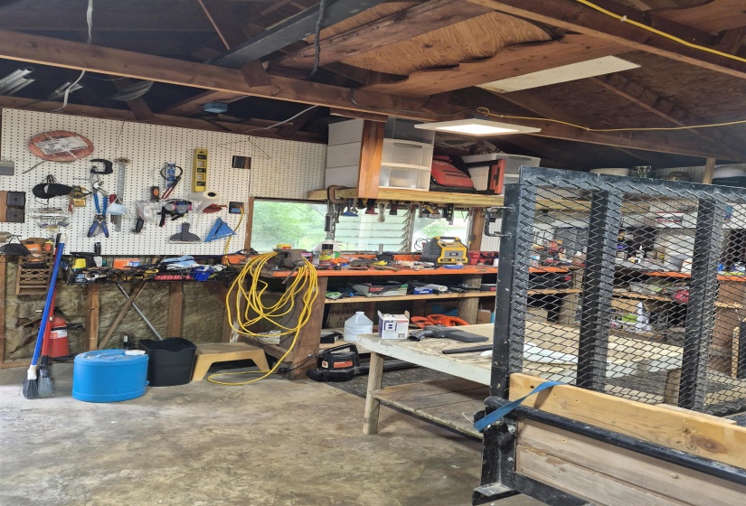 4260 BROADWAY RD, Bartlett, Tennessee 38002, 3 Bedroom Bedrooms, 8 Room Rooms,2 BathroomBathrooms,Residential,For Sale,BROADWAY,0,10225150