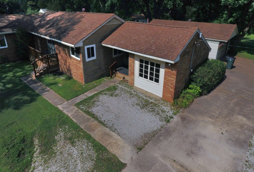 4260 BROADWAY RD, Bartlett, Tennessee 38002, 3 Bedroom Bedrooms, 8 Room Rooms,2 BathroomBathrooms,Residential,For Sale,BROADWAY,0,10225150