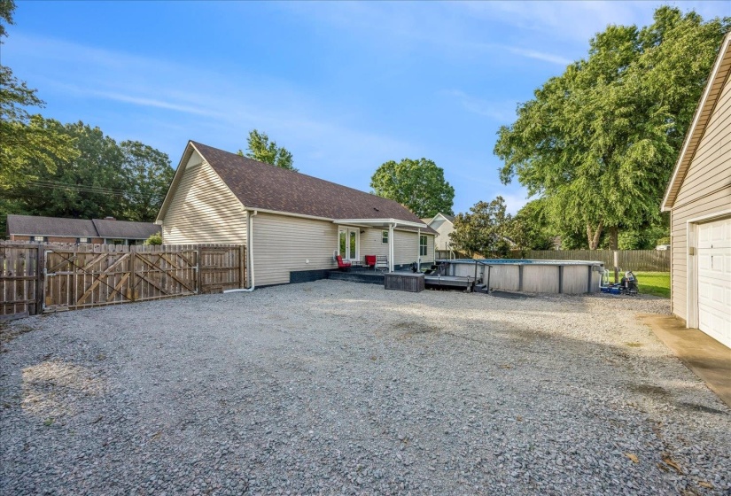 786 FOSTER AVE, Brownsville, Tennessee 38012-1828, 3 Bedroom Bedrooms, 5 Room Rooms,2 BathroomBathrooms,Residential,For Sale,FOSTER,0,10225151
