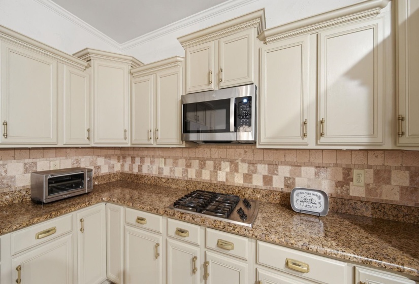 5309 SPRUCE VIEW LN, Lakeland, Tennessee 38002, 4 Bedroom Bedrooms, 10 Room Rooms,3.1 BathroomBathrooms,Residential,For Sale,SPRUCE VIEW,0,10225153