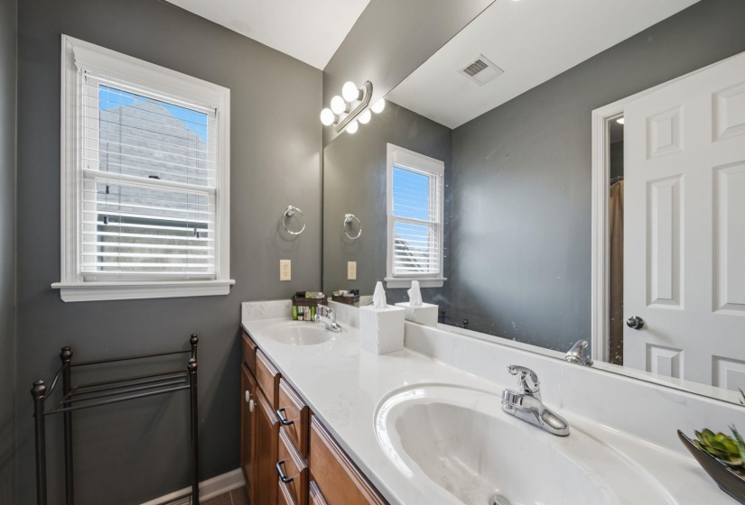 5309 SPRUCE VIEW LN, Lakeland, Tennessee 38002, 4 Bedroom Bedrooms, 10 Room Rooms,3.1 BathroomBathrooms,Residential,For Sale,SPRUCE VIEW,0,10225153