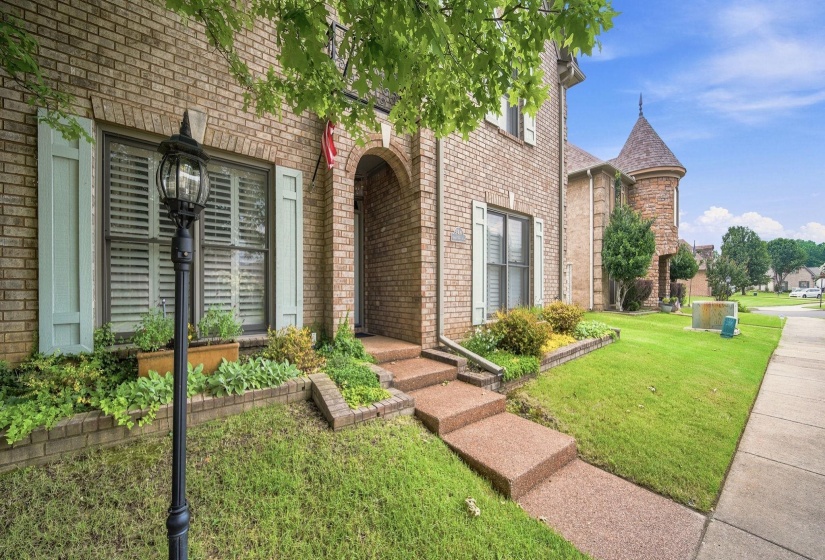 5309 SPRUCE VIEW LN, Lakeland, Tennessee 38002, 4 Bedroom Bedrooms, 10 Room Rooms,3.1 BathroomBathrooms,Residential,For Sale,SPRUCE VIEW,0,10225153