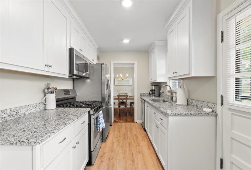 4491 GARNETT RD, Memphis, Tennessee 38117, 2 Bedroom Bedrooms, 6 Room Rooms,2 BathroomBathrooms,Residential,For Sale,GARNETT,0,10225157