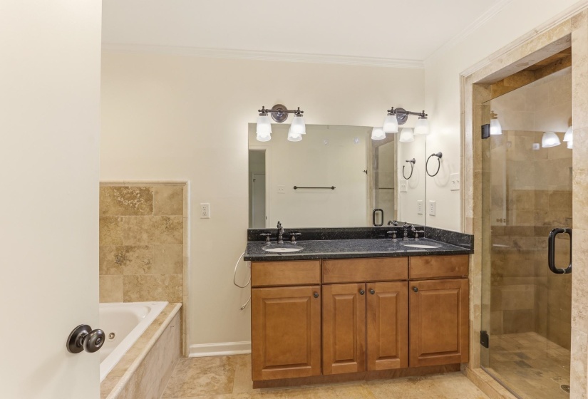 55 WHITESTATION RD, Memphis, Tennessee 38117, 4 Bedrooms Bedrooms, 9 Rooms Rooms,3 BathroomsBathrooms,Residential,For Sale,WHITESTATION,10225159