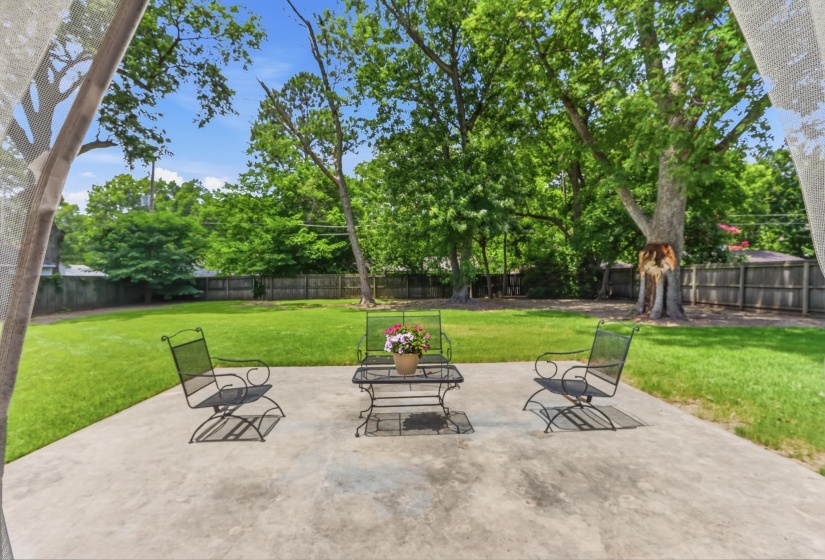 55 WHITESTATION RD, Memphis, Tennessee 38117, 4 Bedrooms Bedrooms, 9 Rooms Rooms,3 BathroomsBathrooms,Residential,For Sale,WHITESTATION,10225159
