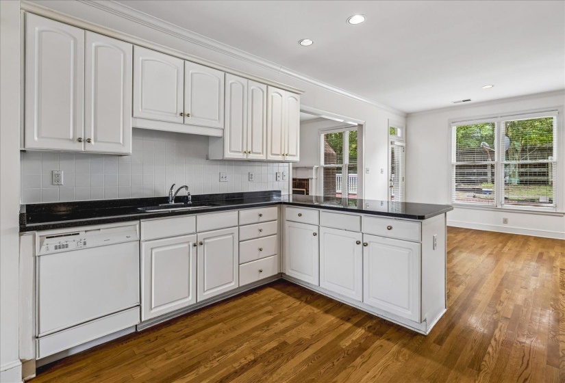 2195 HOUSTON PASS CV, Collierville, Tennessee 38139, 5 Bedroom Bedrooms, 9 Room Rooms,3.1 BathroomBathrooms,Residential,For Sale,HOUSTON PASS,0,10225160