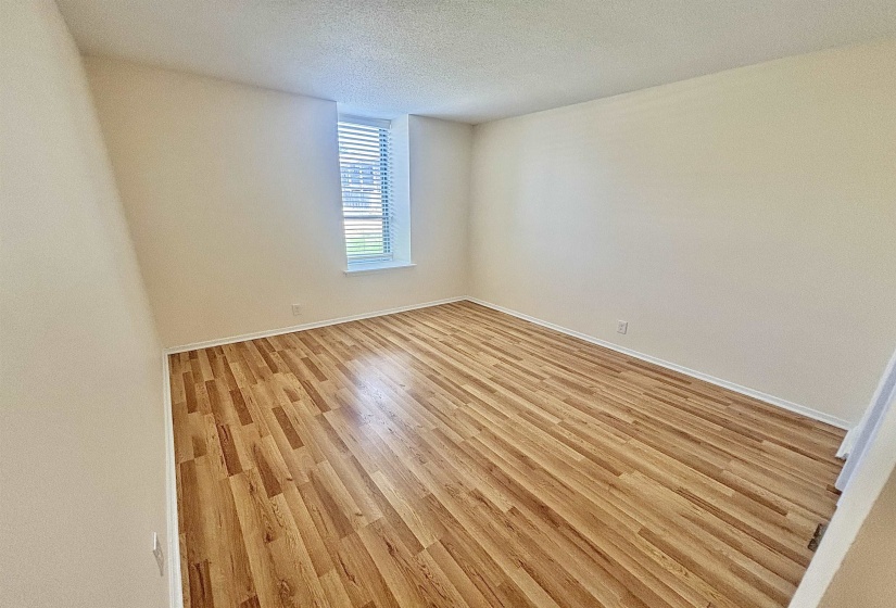 6588 POPLAR WOODS CIR, Germantown, Tennessee 38138, 2 Bedroom Bedrooms, 7 Room Rooms,2 BathroomBathrooms,Residential,For Sale,POPLAR WOODS,0,10225163