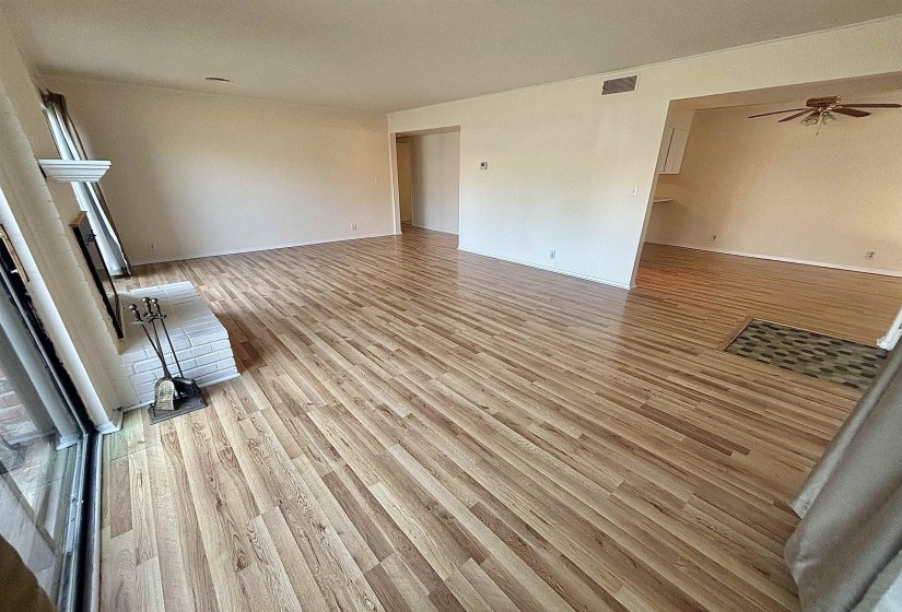 6588 POPLAR WOODS CIR, Germantown, Tennessee 38138, 2 Bedroom Bedrooms, 7 Room Rooms,2 BathroomBathrooms,Residential,For Sale,POPLAR WOODS,0,10225163