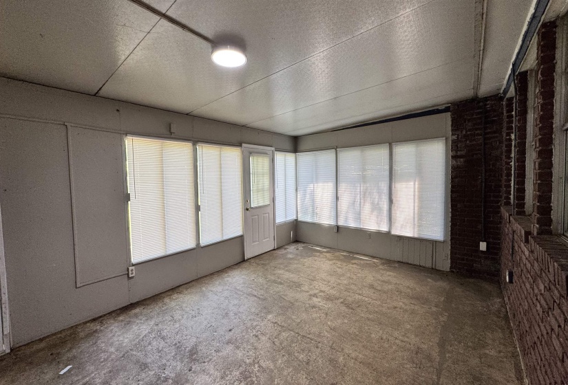 4886 JUDY LYNN LN, Memphis, Tennessee 38118, 3 Bedrooms Bedrooms, 7 Rooms Rooms,2 BathroomsBathrooms,Rental Properties,For Sale,JUDY LYNN,10225178