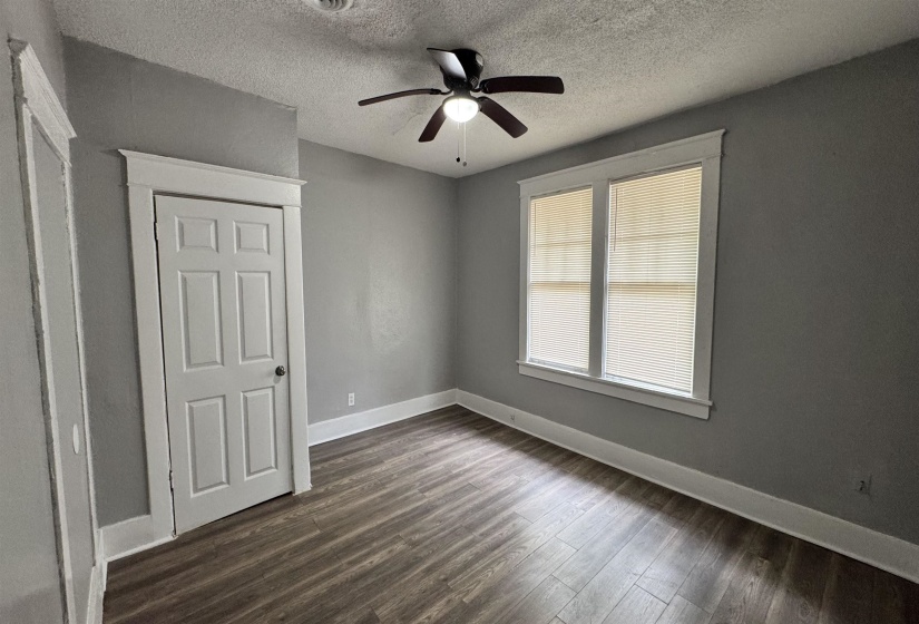 3209 CHOCTAW AVE, Memphis, Tennessee 38111, 3 Bedrooms Bedrooms, 6 Rooms Rooms,1 BathroomBathrooms,Rental Properties,For Sale,CHOCTAW,10225184
