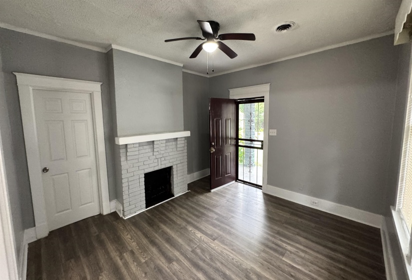 3209 CHOCTAW AVE, Memphis, Tennessee 38111, 3 Bedrooms Bedrooms, 6 Rooms Rooms,1 BathroomBathrooms,Rental Properties,For Sale,CHOCTAW,10225184