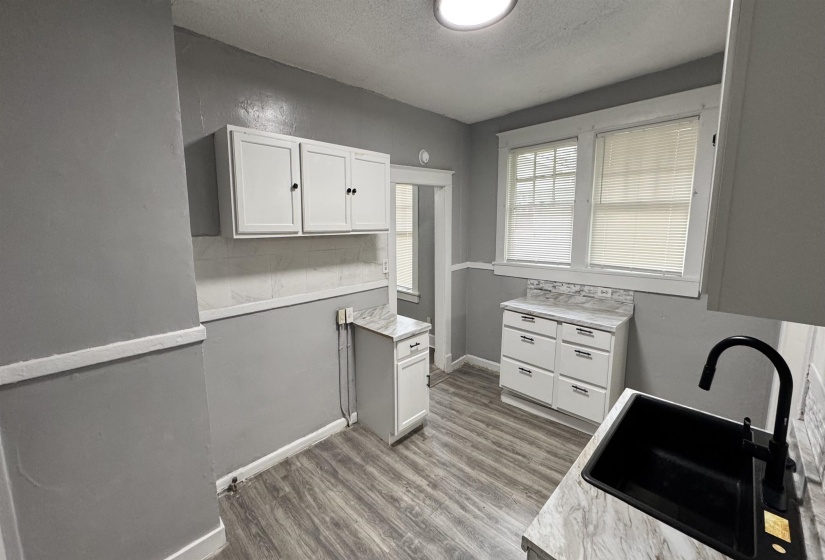 3209 CHOCTAW AVE, Memphis, Tennessee 38111, 3 Bedrooms Bedrooms, 6 Rooms Rooms,1 BathroomBathrooms,Rental Properties,For Sale,CHOCTAW,10225184