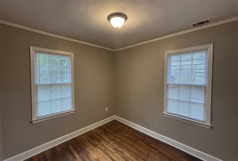 899 CHATWOOD ST, Memphis, Tennessee 38122, 2 Bedrooms Bedrooms, 5 Rooms Rooms,1 BathroomBathrooms,Rental Properties,For Sale,CHATWOOD,10225188
