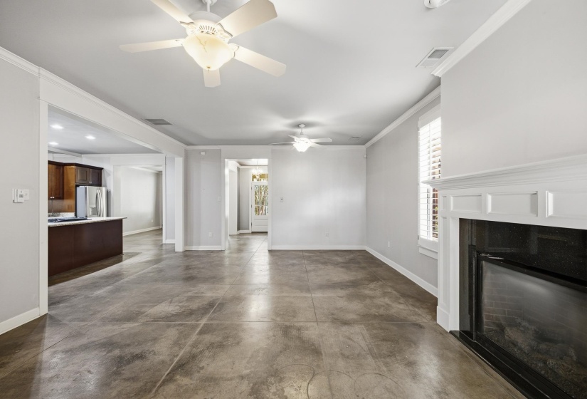 1999 ELZEY AVE, Memphis, Tennessee 38104, 3 Bedrooms Bedrooms, 8 Rooms Rooms,2.1 BathroomsBathrooms,Residential,For Sale,ELZEY,10224925
