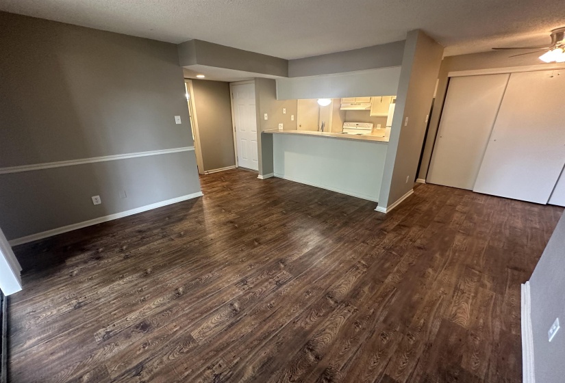 6729 QUAIL HOLLOW CT, Memphis, Tennessee 38120, 2 Bedrooms Bedrooms, 4 Rooms Rooms,2 BathroomsBathrooms,Residential,For Sale,QUAIL HOLLOW,10225171