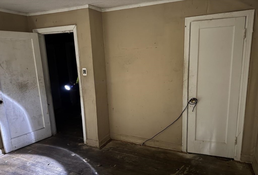 4360 FORD RD, Memphis, Tennessee 38109, 3 Bedrooms Bedrooms, 6 Rooms Rooms,2 BathroomsBathrooms,Residential,For Sale,FORD,10225179